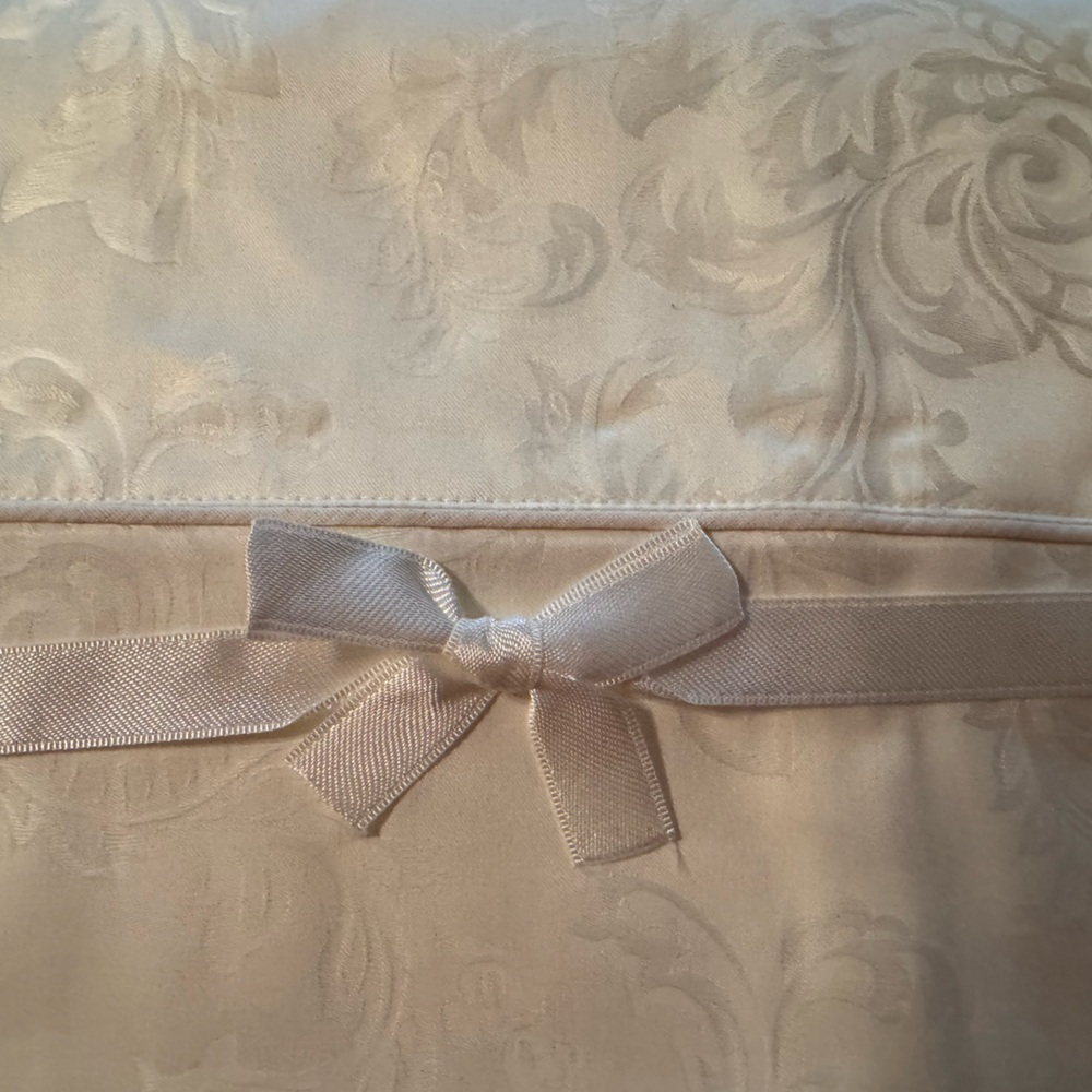 Sferra Bros Calif  King 300 TC Sheet Set. Monticello Fine Linens